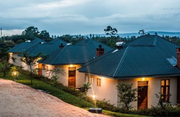 KanKari Lodge: Ultimate 4-Day Relaxation Retreat - EAST