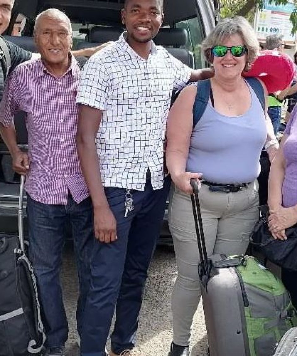 JRO Airport to Arusha: Reliable 1-Hour Shuttle Ride - EAST